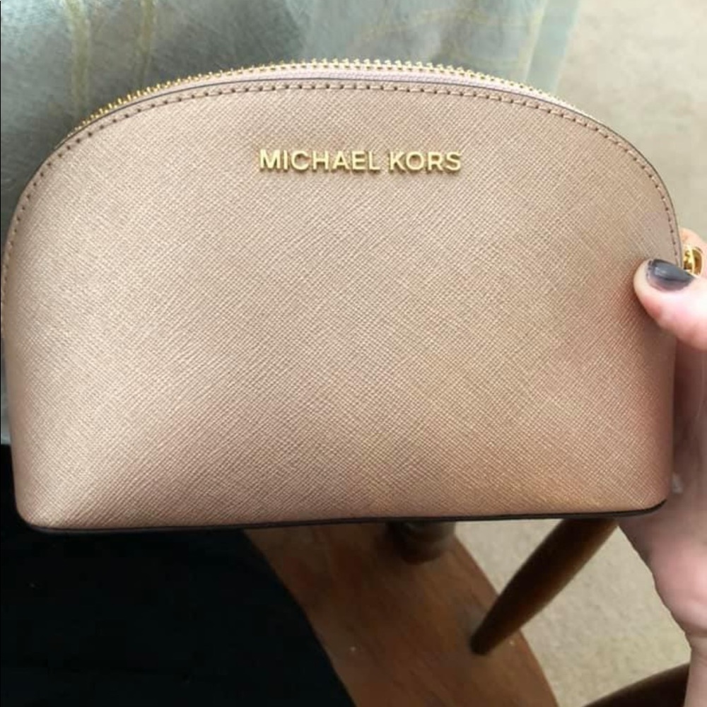 Michael kors makeup bag